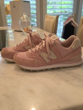 New Balance Blush Pink Suede 574 Casual Sneakers